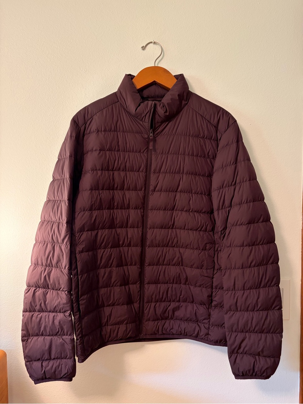 Uniqlo Ultra Light Men’s Down Quilted Jacket - Deep Plum